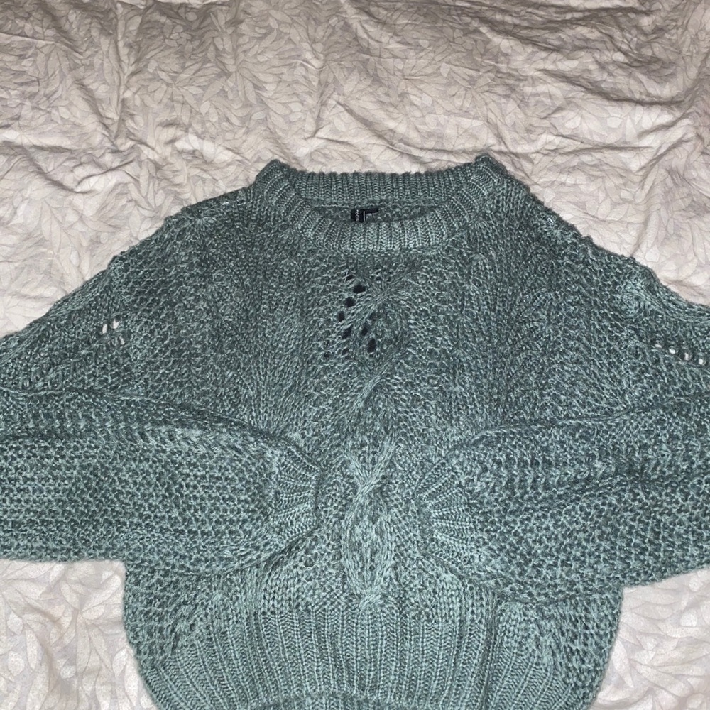 Moon & Madison sweater